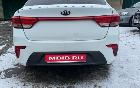 KIA Rio IV, 2017 год, 900 000 рублей, 5 фотография