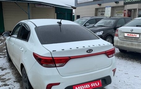 KIA Rio IV, 2017 год, 900 000 рублей, 6 фотография