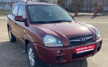 Hyundai Tucson III, 2008 год, 1 200 000 рублей, 2 фотография