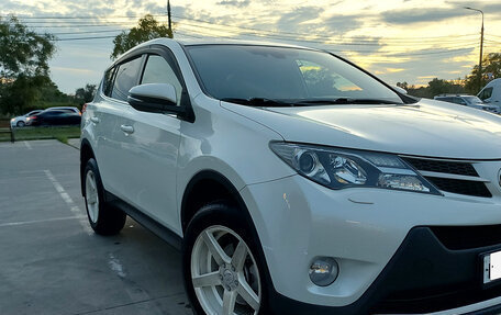 Toyota RAV4, 2012 год, 1 850 000 рублей, 2 фотография