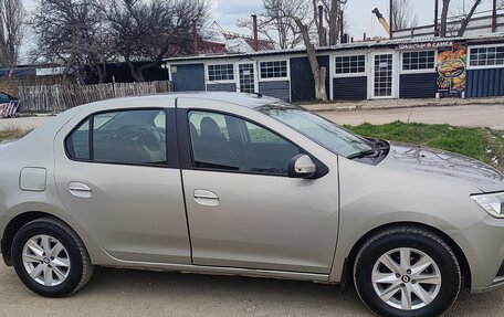 Renault Logan II, 2019 год, 600 000 рублей, 4 фотография