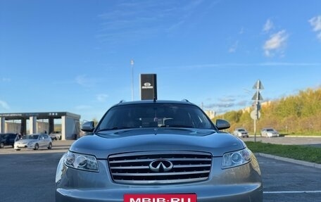 Infiniti FX I, 2004 год, 1 150 000 рублей, 8 фотография