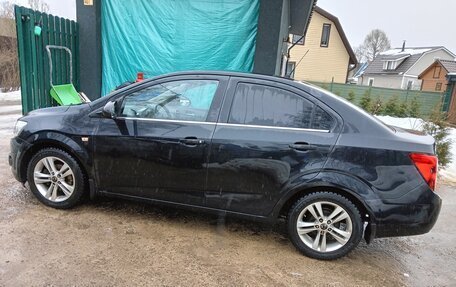 Chevrolet Aveo III, 2014 год, 950 000 рублей, 3 фотография