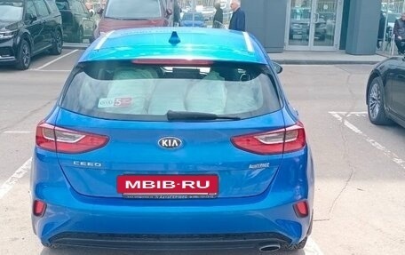 KIA cee'd III, 2020 год, 1 800 000 рублей, 6 фотография