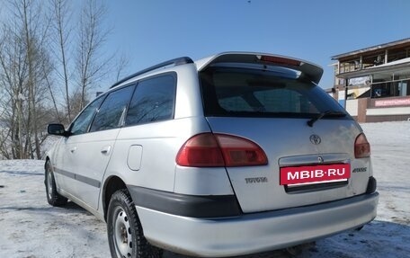 Toyota Avensis III рестайлинг, 2001 год, 500 000 рублей, 6 фотография