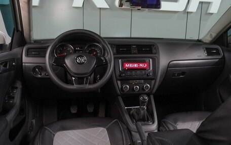 Volkswagen Jetta VI, 2015 год, 1 349 000 рублей, 6 фотография