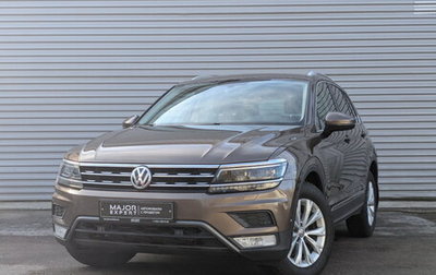 Volkswagen Tiguan II, 2017 год, 2 400 000 рублей, 1 фотография