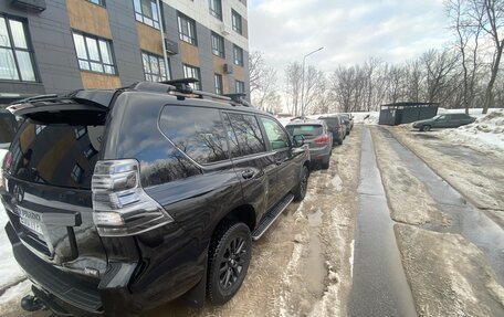 Toyota Land Cruiser Prado 150 рестайлинг 2, 2016 год, 4 499 999 рублей, 15 фотография