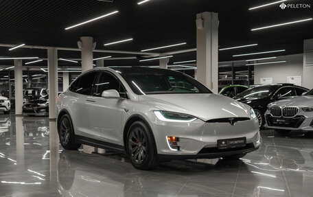 Tesla Model X I, 2018 год, 4 299 000 рублей, 2 фотография