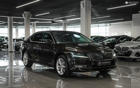 Skoda Superb III рестайлинг, 2017 год, 2 270 000 рублей, 2 фотография