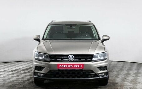 Volkswagen Tiguan II, 2018 год, 2 170 000 рублей, 2 фотография