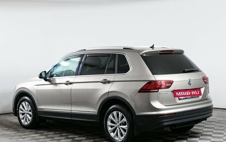 Volkswagen Tiguan II, 2018 год, 2 170 000 рублей, 7 фотография