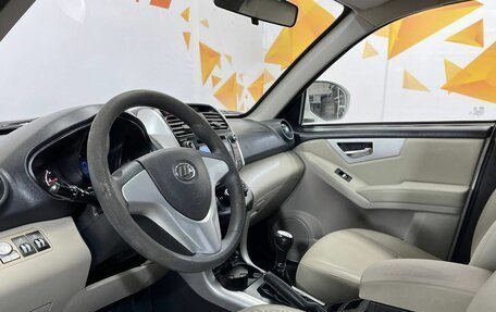 Lifan X60 I рестайлинг, 2013 год, 560 000 рублей, 23 фотография