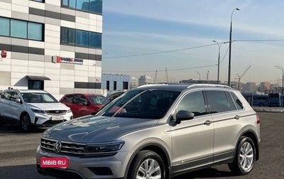 Volkswagen Tiguan II, 2018 год, 2 635 000 рублей, 1 фотография