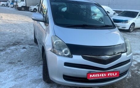 Toyota Ractis I, 2009 год, 570 000 рублей, 1 фотография