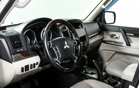 Mitsubishi Pajero IV, 2019 год, 3 898 000 рублей, 12 фотография