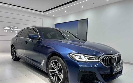 BMW 5 серия, 2021 год, 4 580 000 рублей, 2 фотография