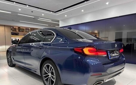 BMW 5 серия, 2021 год, 4 580 000 рублей, 4 фотография