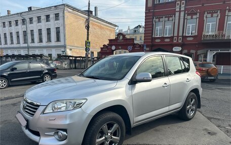 Toyota RAV4, 2012 год, 2 000 000 рублей, 3 фотография