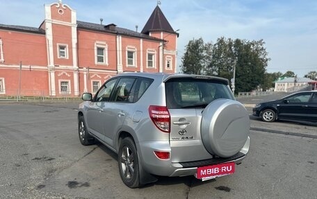 Toyota RAV4, 2012 год, 2 000 000 рублей, 4 фотография