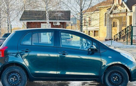 Toyota Yaris III рестайлинг, 2007 год, 520 000 рублей, 3 фотография