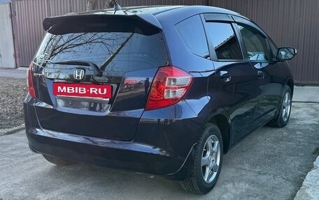 Honda Fit III, 2009 год, 885 000 рублей, 7 фотография