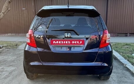 Honda Fit III, 2009 год, 885 000 рублей, 6 фотография