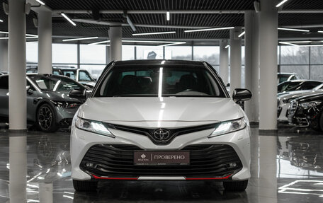 Toyota Camry, 2020 год, 3 600 000 рублей, 3 фотография