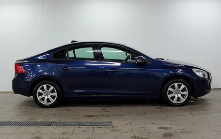 Volvo S60 III, 2010 год, 900 000 рублей, 4 фотография