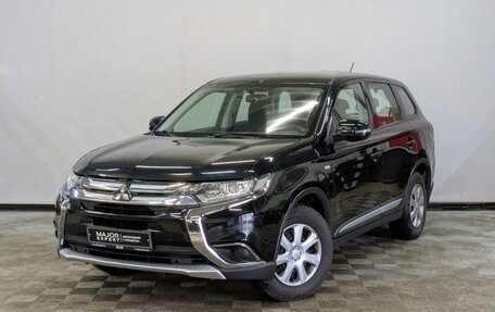 Mitsubishi Outlander III рестайлинг 3, 2016 год, 1 790 000 рублей, 1 фотография