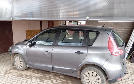 Renault Scenic III, 2010 год, 500 000 рублей, 3 фотография