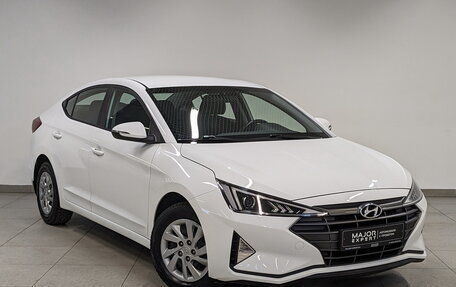 Hyundai Elantra VI рестайлинг, 2019 год, 1 745 000 рублей, 3 фотография