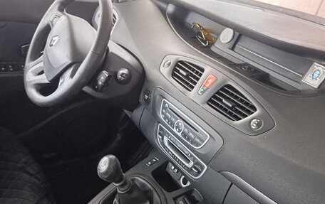 Renault Scenic III, 2010 год, 500 000 рублей, 8 фотография