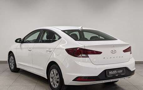 Hyundai Elantra VI рестайлинг, 2019 год, 1 745 000 рублей, 7 фотография