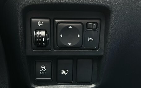 Nissan Juke II, 2011 год, 800 000 рублей, 14 фотография