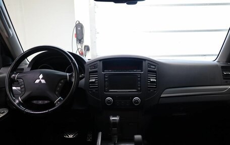 Mitsubishi Pajero IV, 2011 год, 2 050 000 рублей, 8 фотография
