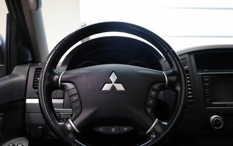 Mitsubishi Pajero IV, 2011 год, 2 050 000 рублей, 10 фотография