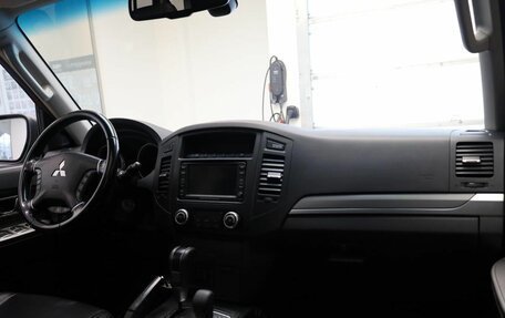 Mitsubishi Pajero IV, 2011 год, 2 050 000 рублей, 9 фотография