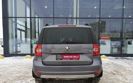 Skoda Yeti I рестайлинг, 2014 год, 1 550 000 рублей, 6 фотография