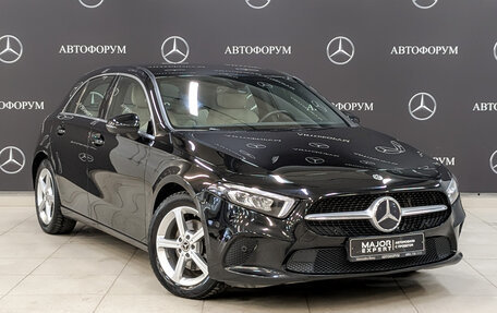 Mercedes-Benz A-Класс, 2018 год, 2 250 000 рублей, 3 фотография