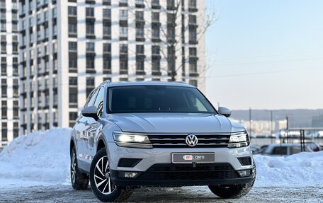 Volkswagen Tiguan II, 2018 год, 2 100 000 рублей, 1 фотография