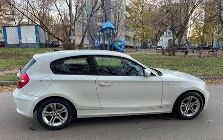 BMW 1 серия, 2011 год, 950 000 рублей, 4 фотография