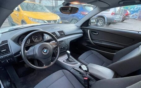 BMW 1 серия, 2011 год, 950 000 рублей, 7 фотография