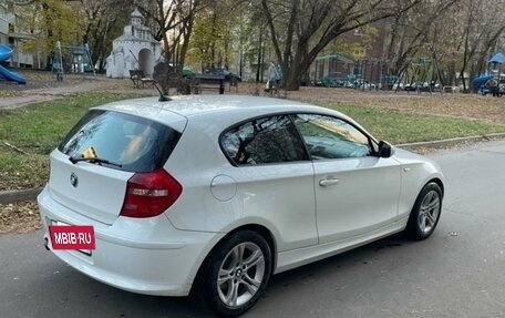 BMW 1 серия, 2011 год, 950 000 рублей, 5 фотография