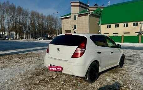 Hyundai i30 I, 2010 год, 690 000 рублей, 3 фотография