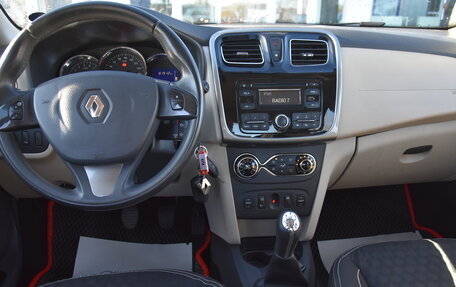 Renault Logan II, 2016 год, 940 000 рублей, 18 фотография