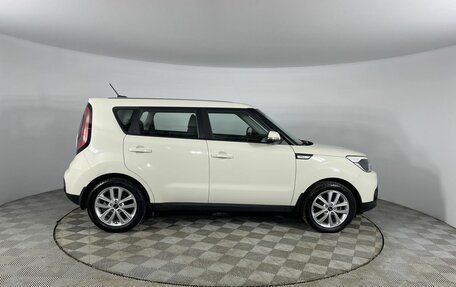 KIA Soul II рестайлинг, 2018 год, 1 550 000 рублей, 6 фотография