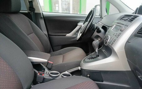 Toyota Verso I, 2011 год, 1 150 000 рублей, 10 фотография