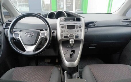 Toyota Verso I, 2011 год, 1 150 000 рублей, 11 фотография