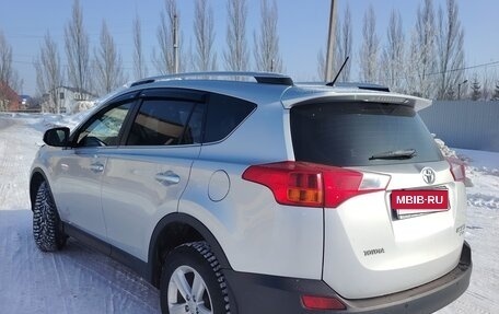 Toyota RAV4, 2013 год, 1 800 000 рублей, 2 фотография